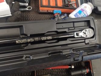 Snap on 1/2in torque wrench