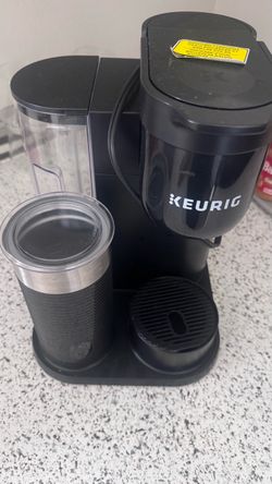Keurig Single Serve Coffee Maker with Frother