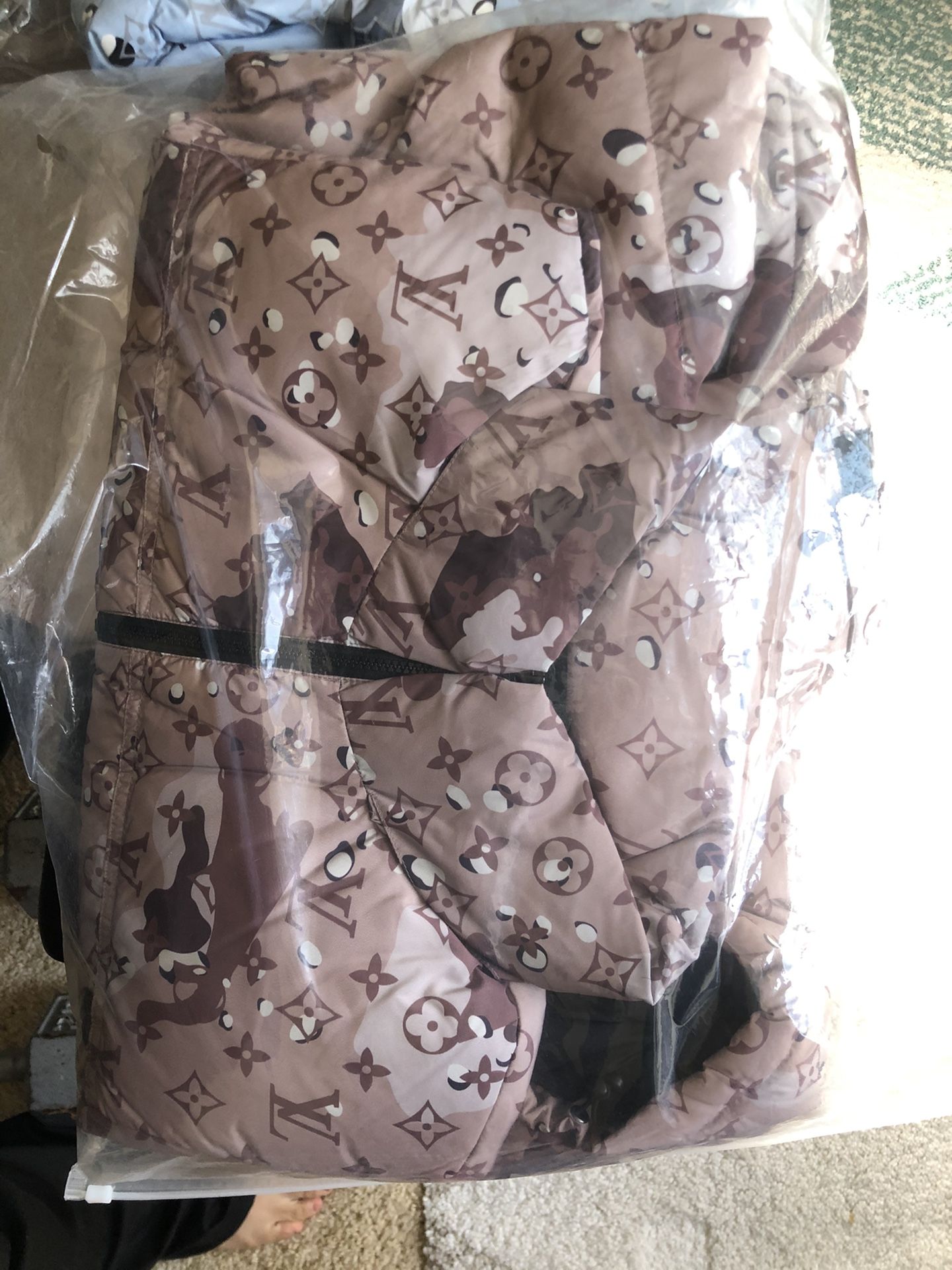 Bravest Studios Louis Vuitton Puffer for Sale in Chandler, AZ - OfferUp