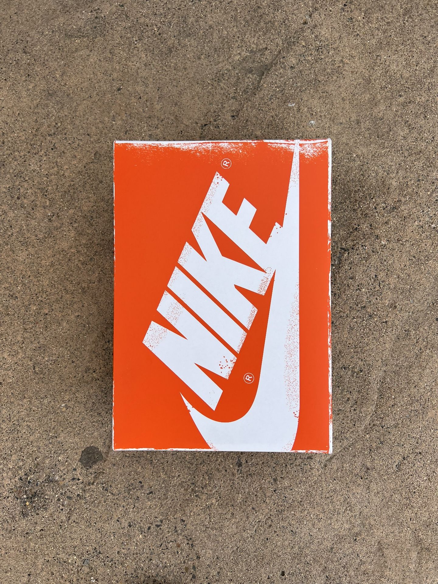 Air Jordan 1 Retro High OG 'Chicago Lost & Found'