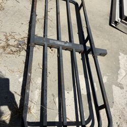 Tailgate rack
