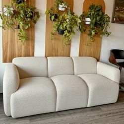 For Sale - Sofa!!! Ask For Price!!! Preguntar Por Precio 