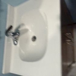 Vanity top and toilet $10