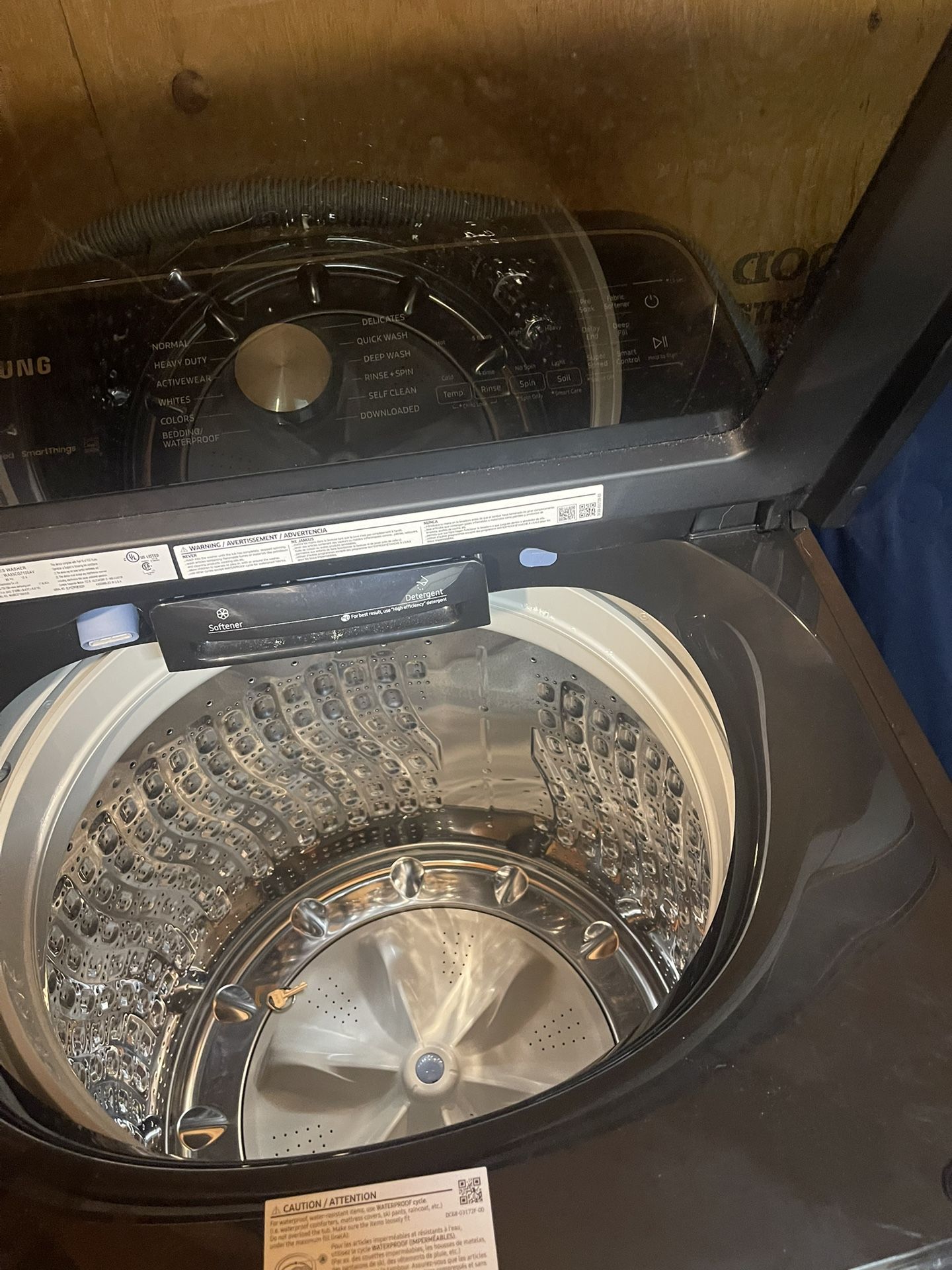 SAMSUNG WASHER/DRYER BRAND NEW*