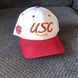 NIKE UNIVERSITY OF SOUTHERN CALIFORNIA SNAPBACK
