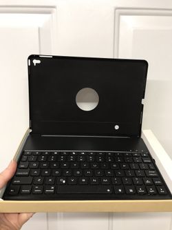 iPad keyboard case