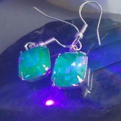 Uranium glass silver plated 12x10mm rare color!! dark blue