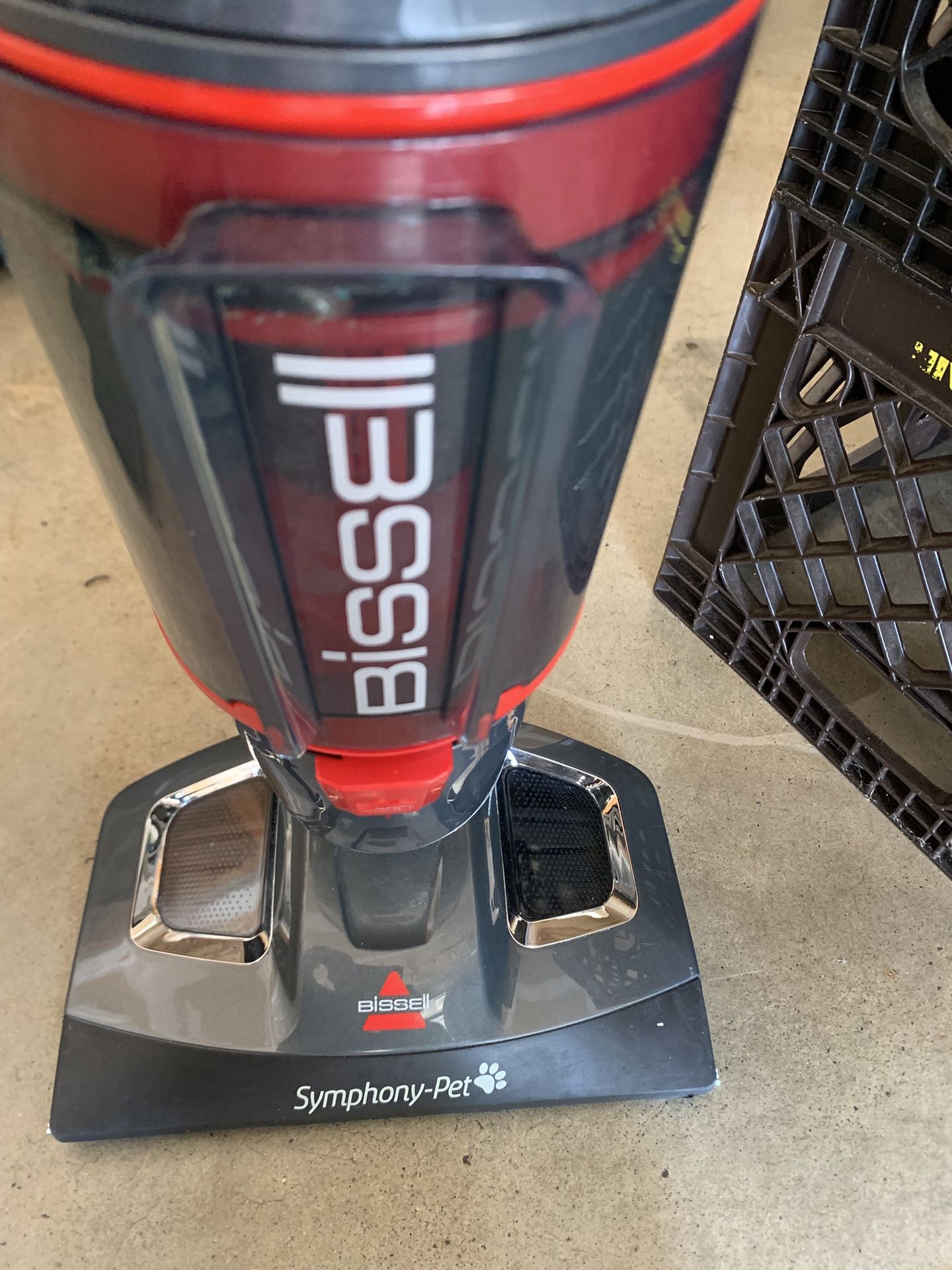 Bissell  Symphony Vacuum and Steam Mop with 2 Mop Pads, 1132 Asking price is $90.00 Pick up only  In Powder Springs Ga 30127 