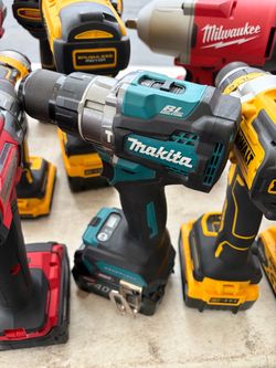 Makita xgt40v hammer drill