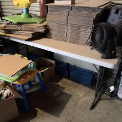 Lifetime 48inch Tables. 5 Of Them 