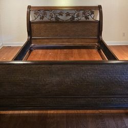 King Size Bed Sleigh Frame Includes sides and Foot Board