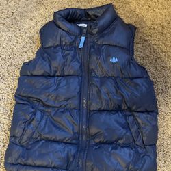 Old Navy Puffer Vest Size 5t