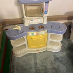 Little Tykes Kitchen Set, Cart And Food Set 