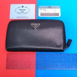 Prada Milano vintage leather wallet, 7x4" certificate of authenticity