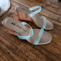 Women's Shoes