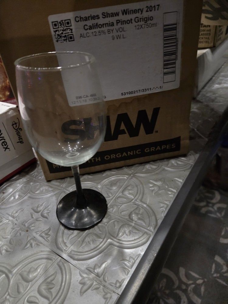 6 Different Wine Glasses