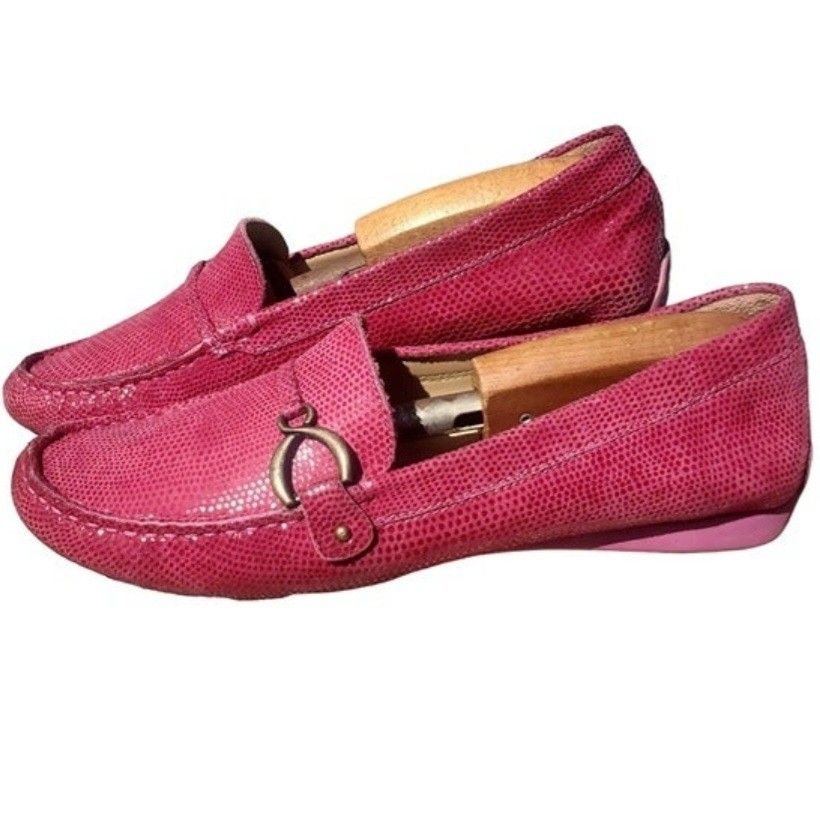 VANELi Pink Flat Leather Moccasins Driving Loafers Pre-Owned Size 7.5