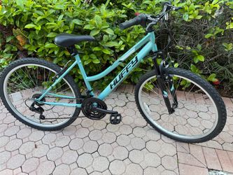Huffy Women Mountain Bike