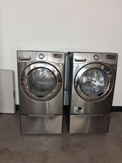 LG TrueSteam Front-Load Washer & Dryer