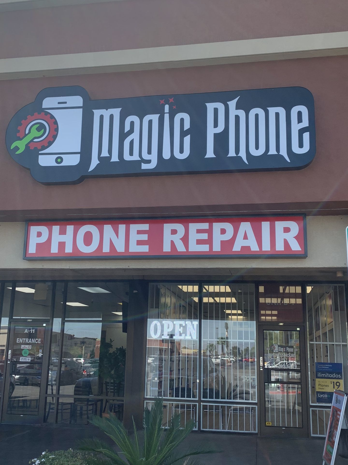 iPhone 11 Unlocked