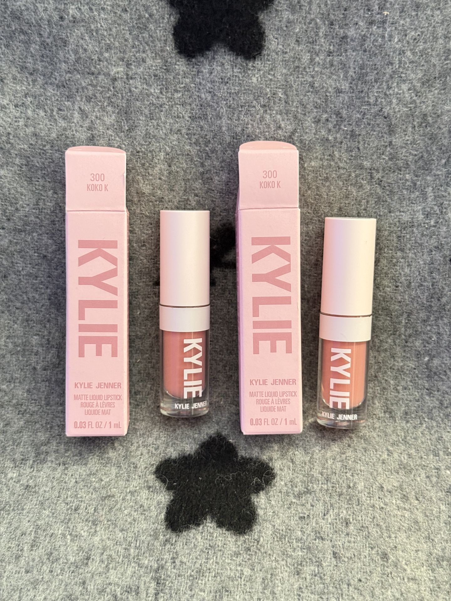 Kylie jenner matte liquid lipstick sample 1ml*2