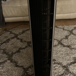 Seville Classics Ultra Slim 3 Speed Osculating Tower Fan
