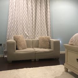 Pottery Barn Kids/ Teen  Sofas 