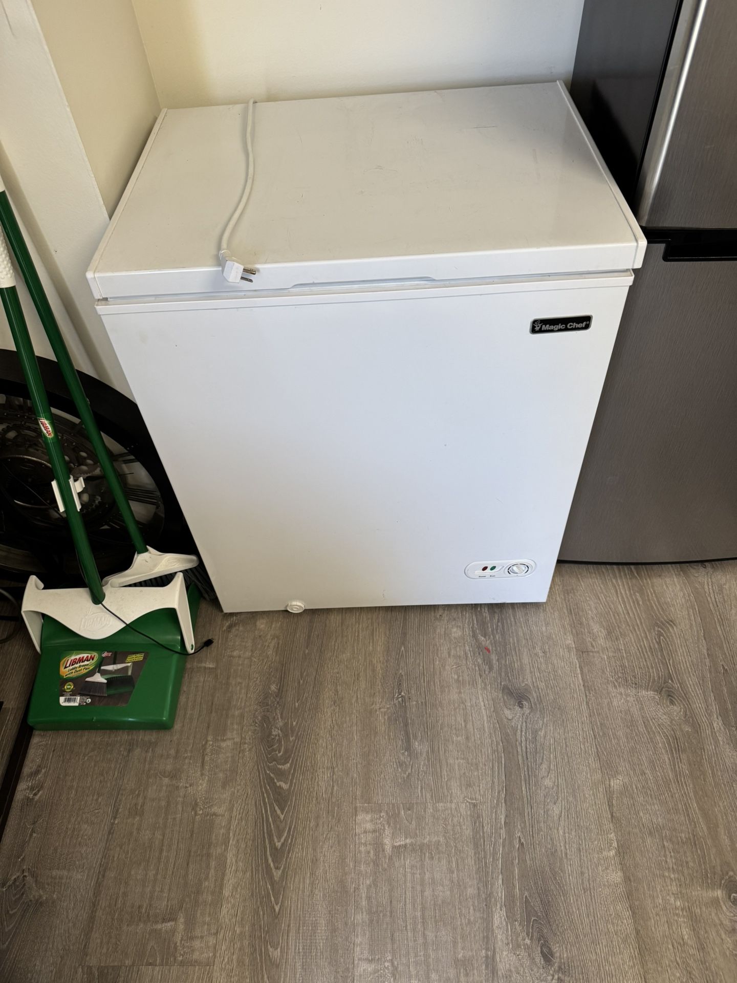 Magic chef Freezer 5.0 cu. Ft