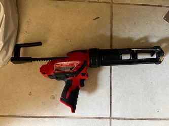 Milwaukee M12 volt lithium-lon cordless caulk and adhesive gun only used 1 time asking $170