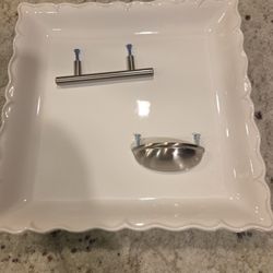 Cabinet Hardware