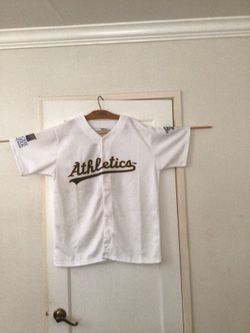❗️REDUCED ❗️ 💥WORLD💥 Oakland Athletics Dan Haren short sleeve  Jersey ⚾️ XL⚾️ ✨New ✨