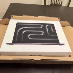 New 2025 Apple MacBook Pro M5