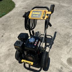 Dewalt 3600psi Gas Pressure Washer 