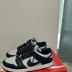 Georgetown Dunks (size 8.5)