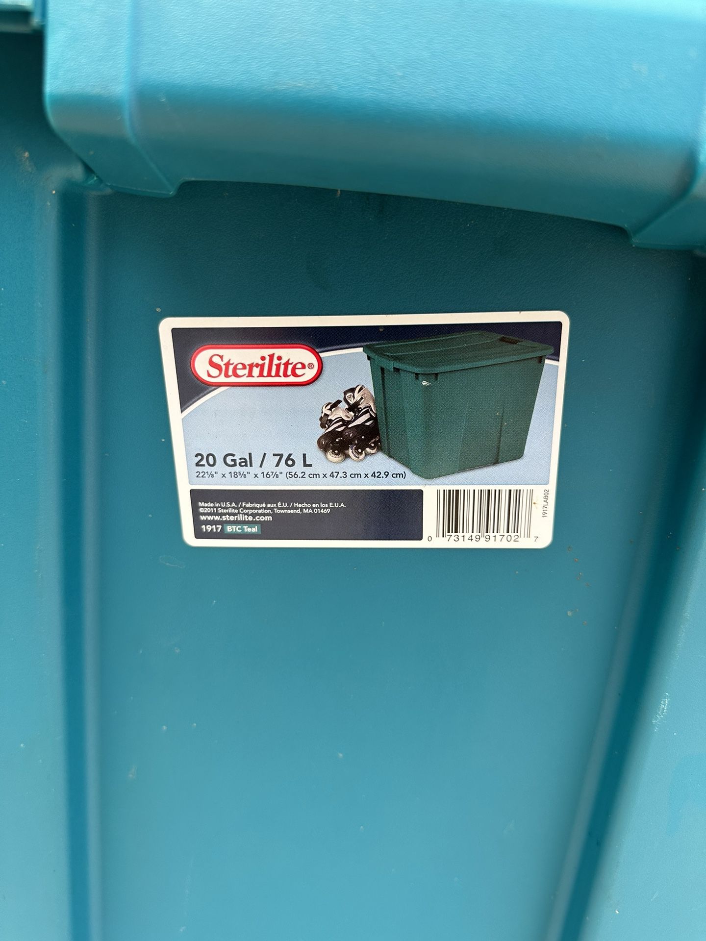 Sterilite 18 Gallon Tote Box Plastic, Fuchsia Burst, Set of 4+1 for Sale in  Bethel Park, PA - OfferUp