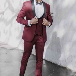 Size Small Burgundy 3 Piece Suit