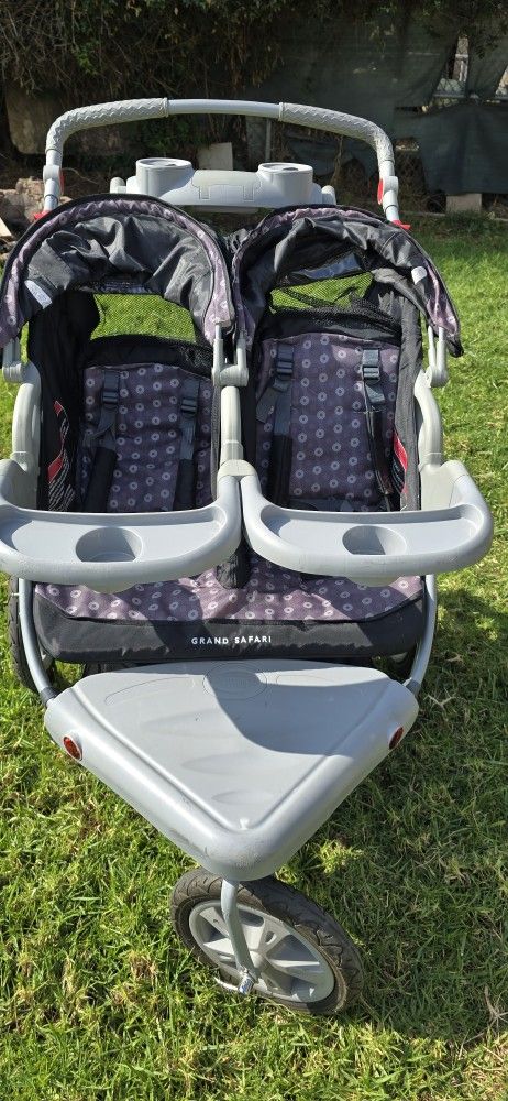Instep Grand Safari Double Stroller 