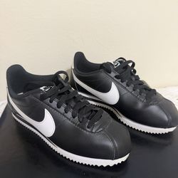 Nike Women's Cortez Black & White Shoes women 7.5