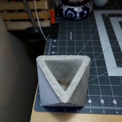 Triangle Cement Pot Planter Indoor Outdoor Garden 