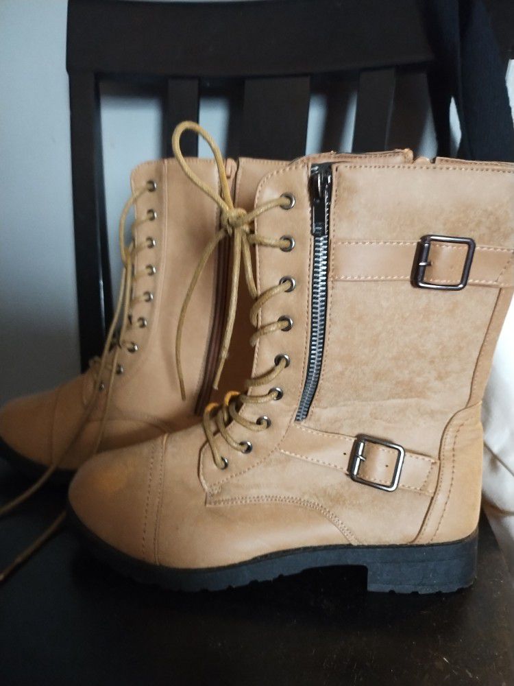 Etcetera  Boots