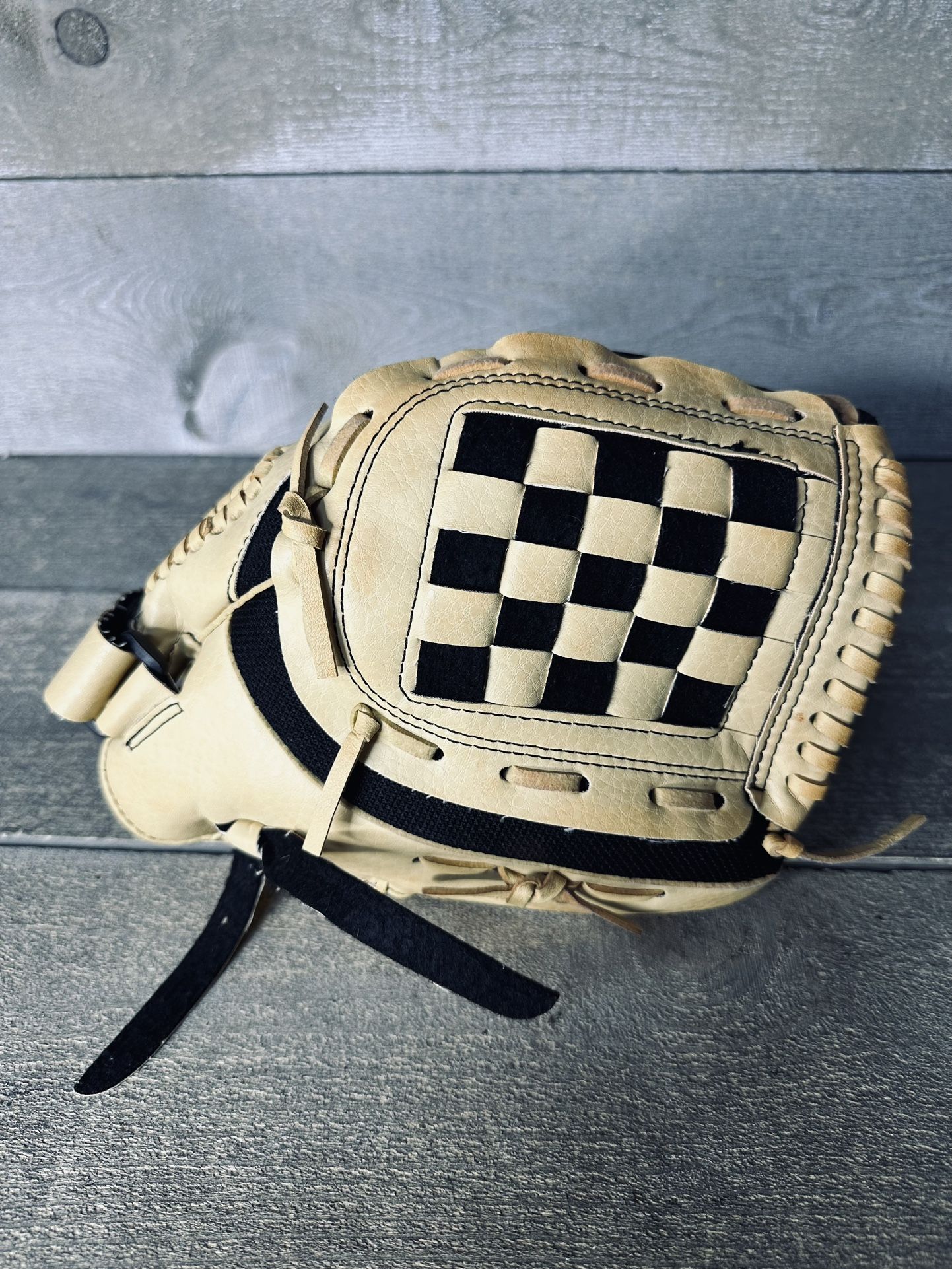 Primed PRD1150BB 11 1/2” Fielders Baseball Glove Youth RHT