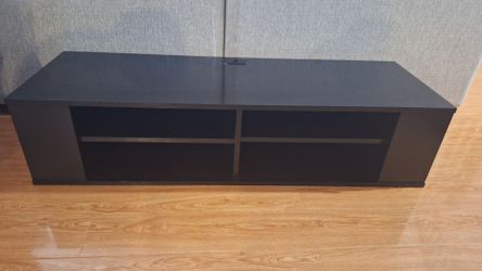 Floating tv stanf
