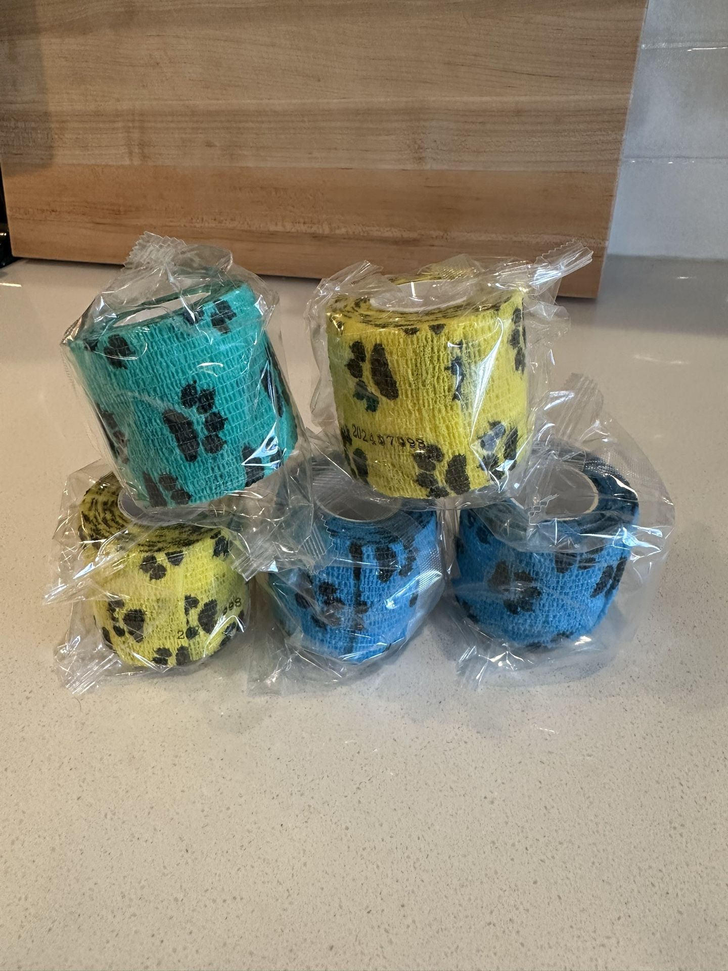 Set of 5 Colorful Stretchy Dog Bandages - Perfect for All Breeds!