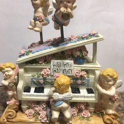 Angel Piano Music Box Playing Chariots of 🔥 fire,