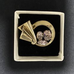 Brooch