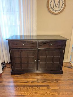 Dining Room Server