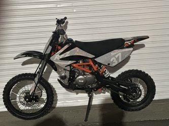 Brand New Dirt Bike For Teen And Adults 