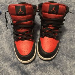 Air Jordan 1 Mid "Bred Toe" (NO BOX)good Condition 