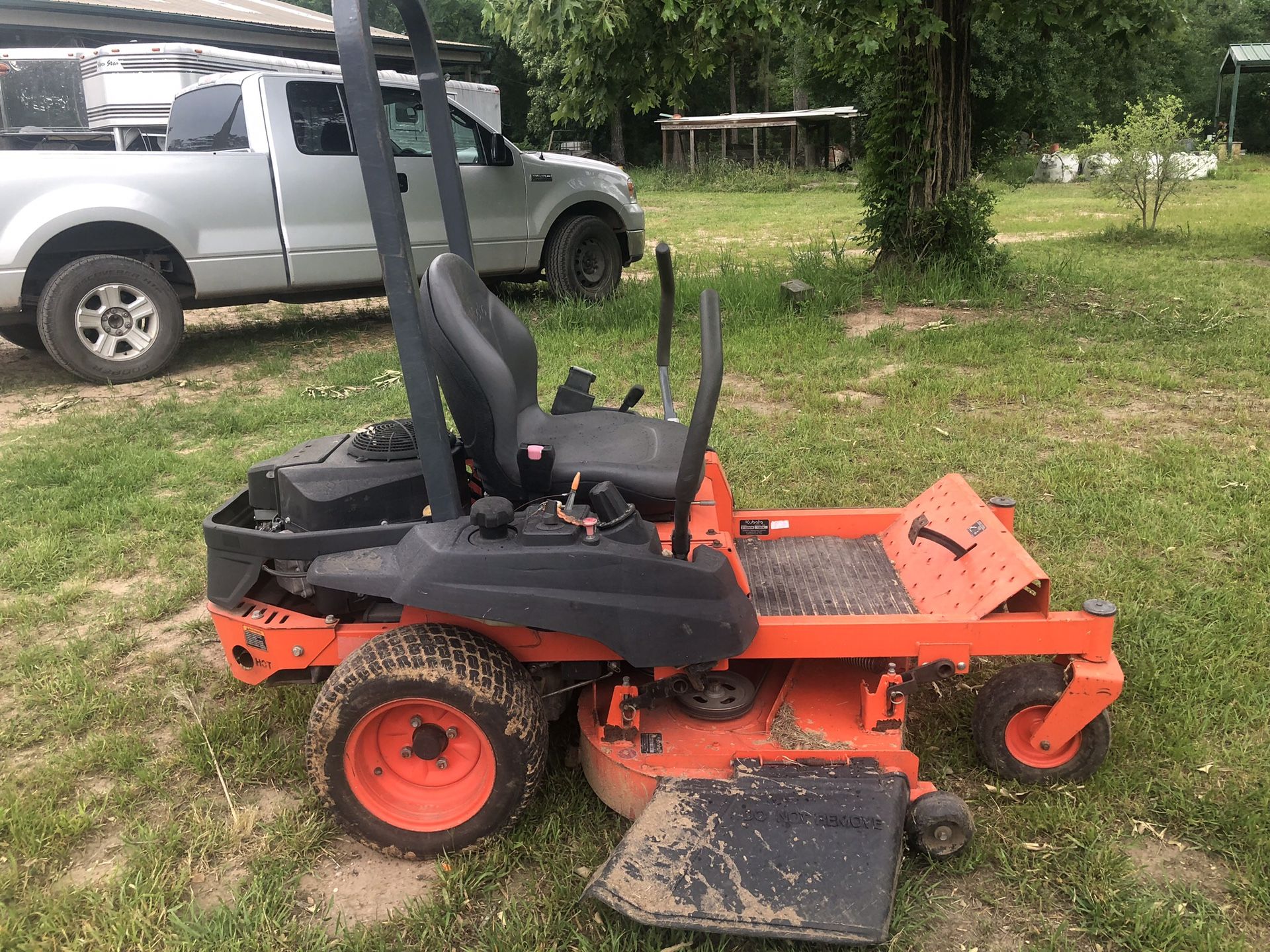42 inch 0 turn Kubota mower. Drives great very clean low hours.