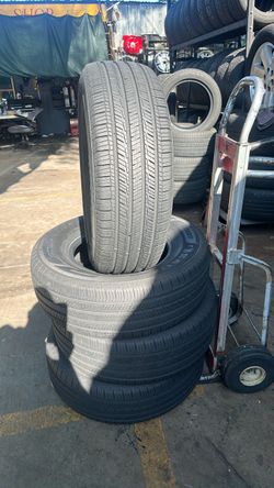 4 llantas 265-70-17 $400